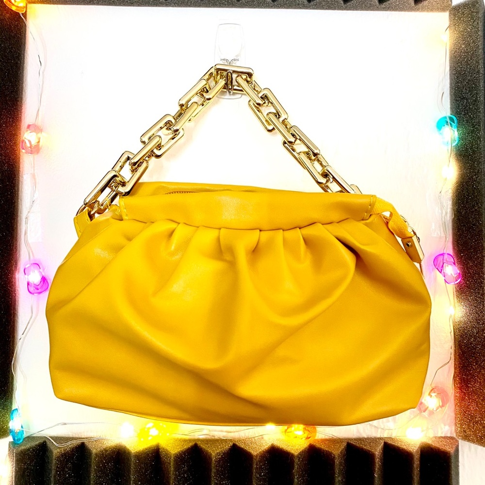 Fashion small chain handle
